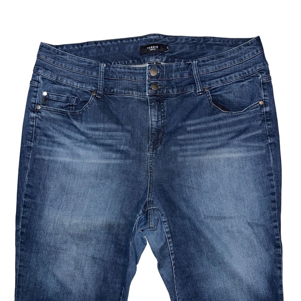 Torrid Plus Size Straight Leg Capri Jeans Womens 26 21 Stretch Dark Wash Blue - Picture 3 of 8